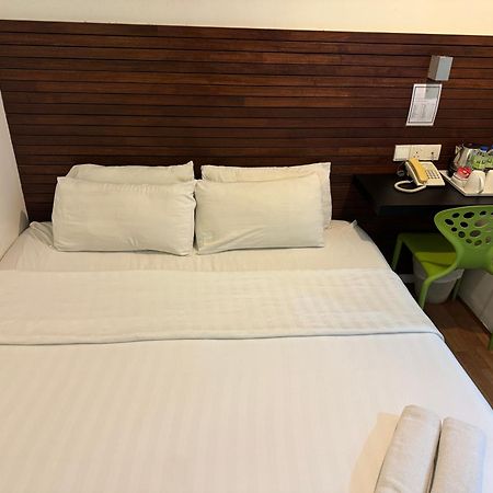 T+ Hotel Сунгай Петани Екстериор снимка