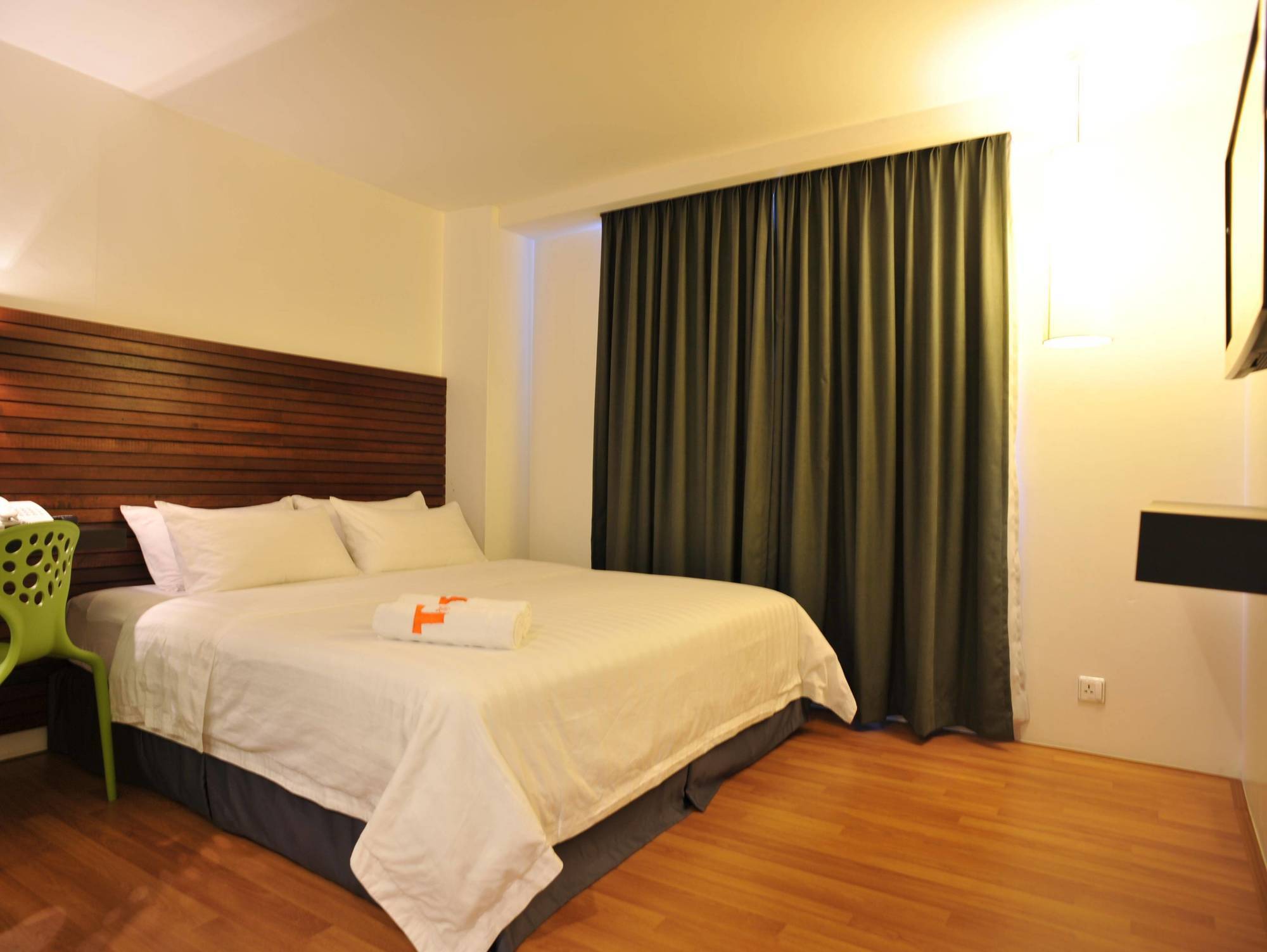 T+ Hotel Сунгай Петани Екстериор снимка